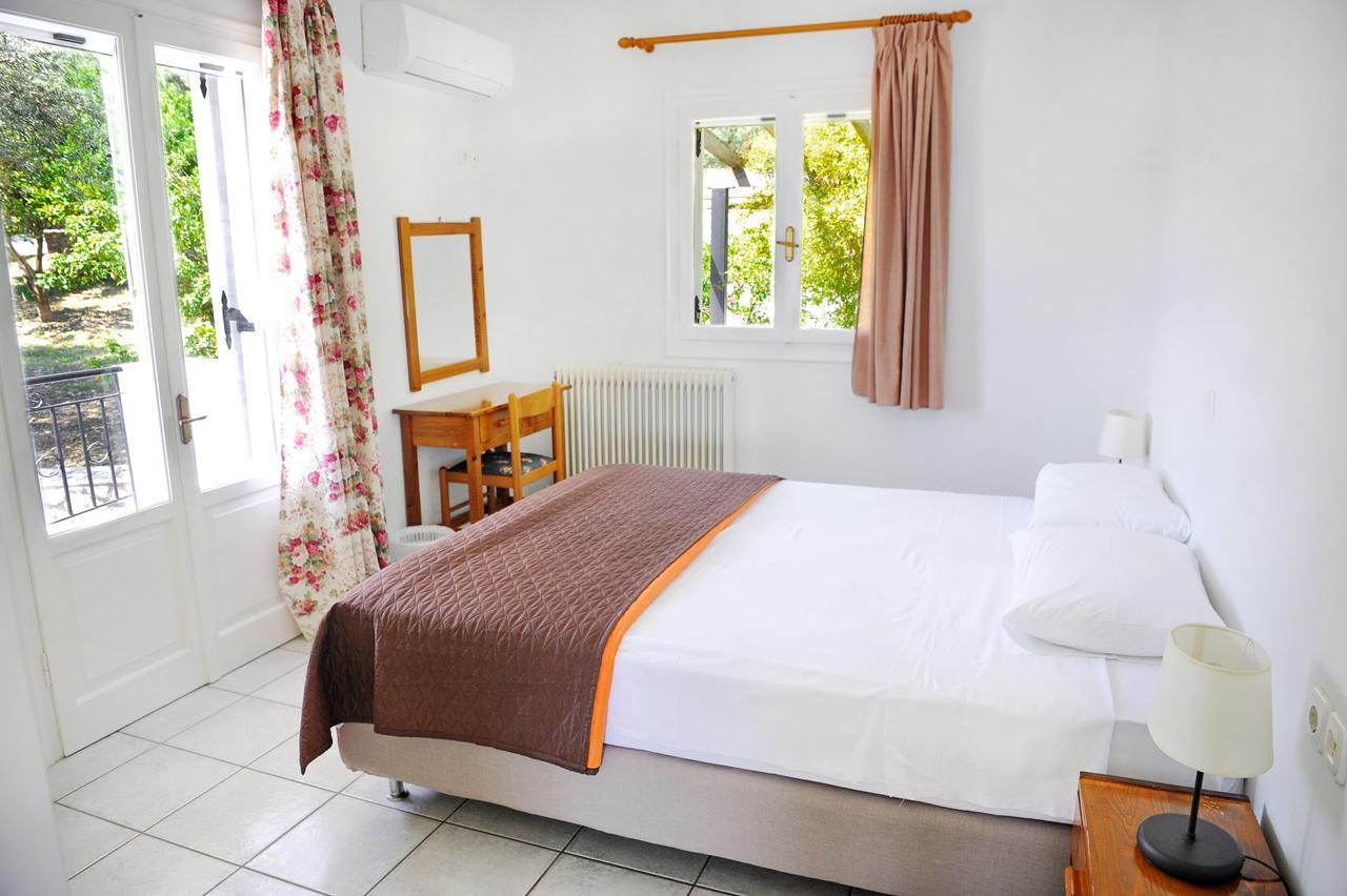 Korakias Skorpidi Apartment Geni  Bagian luar foto